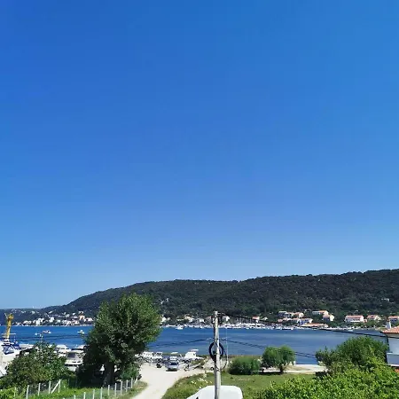 In 16064 Apartman Supetarska Draga